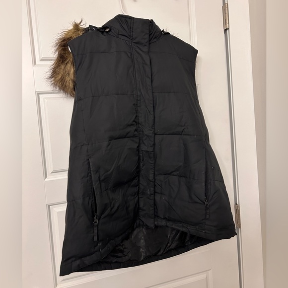 Woman’s Wind River Vest - Picture 1 of 3